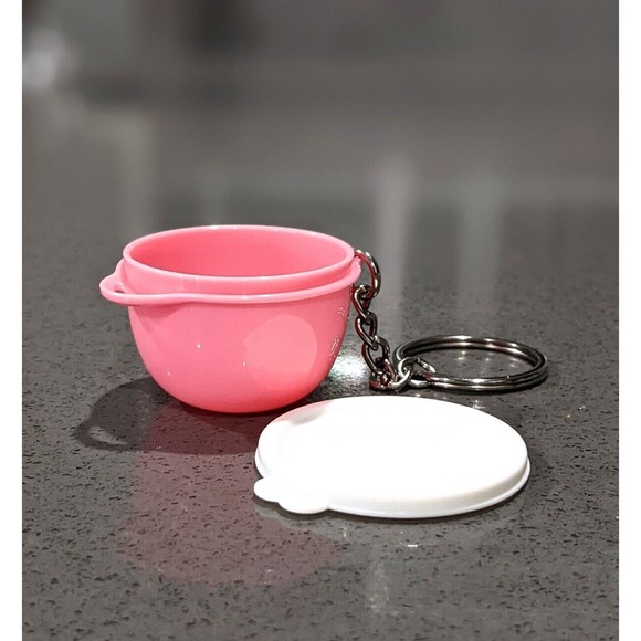Tupperware Mini Thatsa Bowl Keychain Soft Pink Color New - Picture 2 of 5